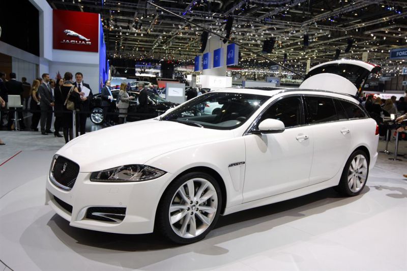 Jaguar XF technical specifications and fuel economy